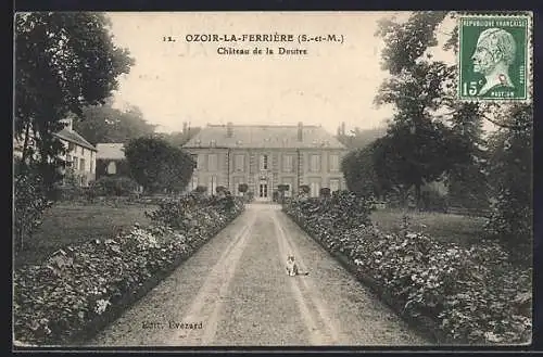 AK Ozoir-la-Ferrière /S.-et-M., Château de la Doutre