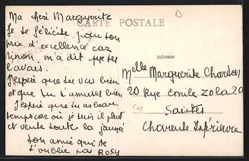 AK Bagneux-sur-Loing, Champ Fleuri vue des bâtiments entourés de verdure