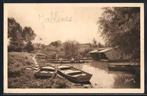 AK Jablines /Seine-et-Marne, Le lavoir au bord de l`eau avec barques et arbres alentours