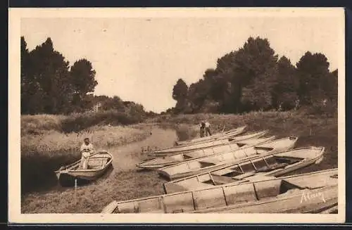 AK Jablines /Seine-et-Marne, Un bras de la Marne avec barques et arbres en arrière-plan
