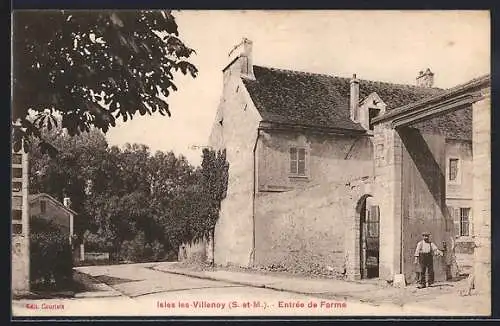 AK Isles-lès-Villenoy /S.-et-M., Entrée de Ferme