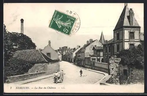 AK Nemours, La Rue du Château