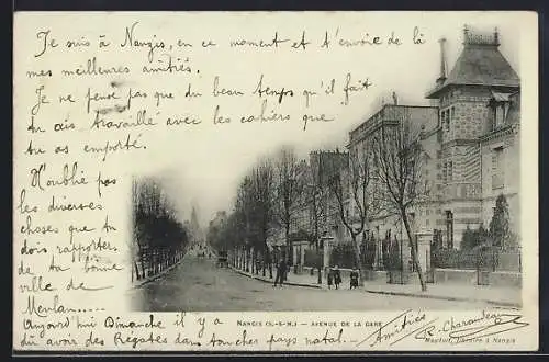 AK Nangis /S.-M., Avenue de la Gare avec arbres et bâtiments