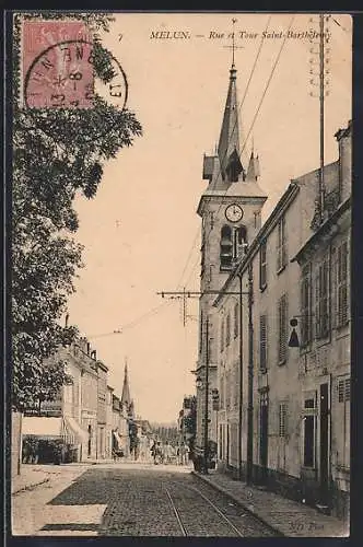 AK Melun, Rue et Tour Saint-Barthélémy avec tramway