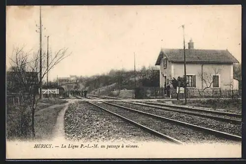 AK Héricy, La Ligne P.-L.-M. au passage à niveau