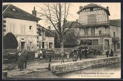 AK Le Bas-Saxois, Après l`inondation de janvier 1910, pris de la Passerelle