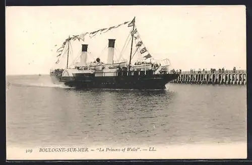 AK Passagierschiff La Princess of Wales auf See