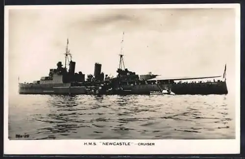 AK Kriegsschiff HMS Newcastle, Cruiser