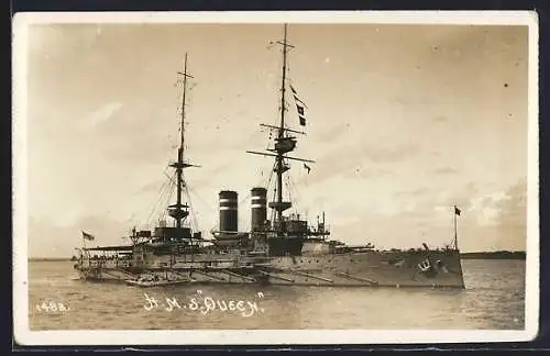AK Kriegsschiff HMS Queen auf See
