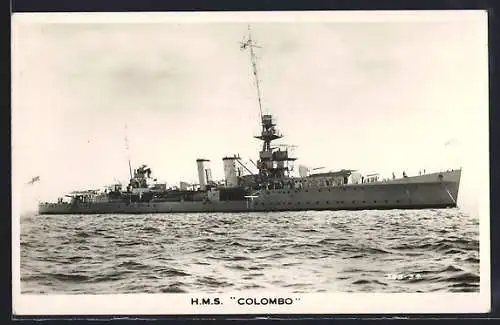 AK Kriegsschiff HMS Colombo auf See