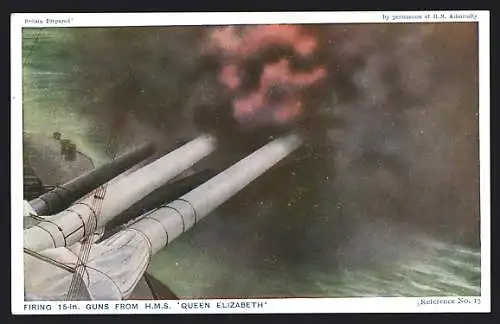 AK Kriegsschiff H.M.S. Queen Elizabeth, Firing 15-in Guns