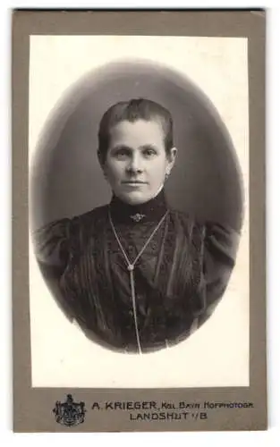 Fotografie A. Krieger, Landshut, Altstadt Nr. 82, Porträt einer Dame