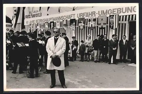 Foto-AK Linz, 60 Jahre Bezirkshauptmannschafe Urfahr-Umgebung, Musikkapelle