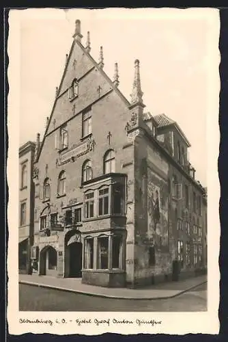 AK Oldenburg i. O., Hotel Graf Anton Günther, Wandmalerei des Grafen zu Pferde