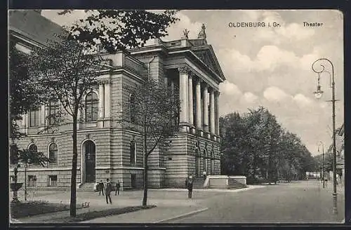 AK Oldenburg i. Gr., Strassenpartie am Theater