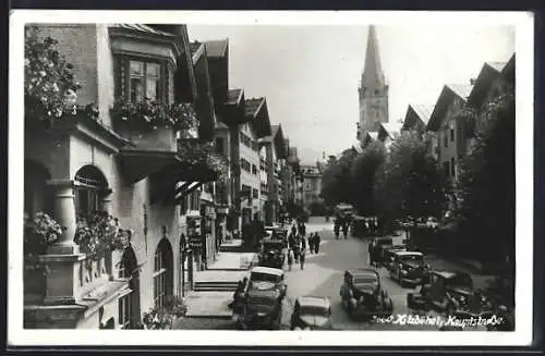 AK Kitzbühel, Hauptstrasse mit Kirchturm