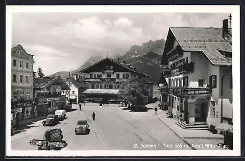 AK St. Johann i. Tirol, Platz mit Gasthaus
