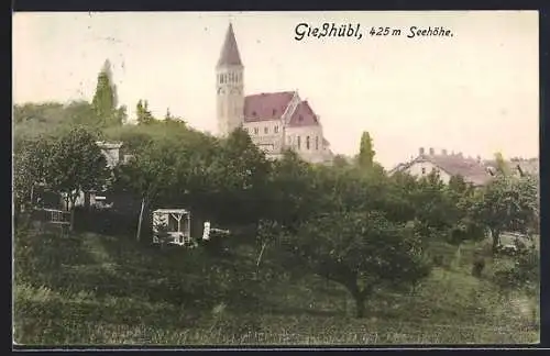 AK Giesshübl, Blick zum Ort mit der Pfarrkirche Hl. Dreifaltigkeit
