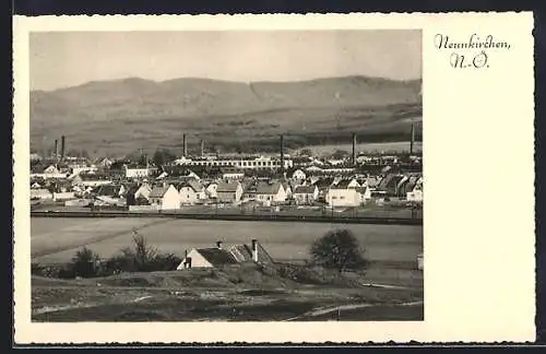 Passepartout-AK Neunkirchen, Ortsansicht mit Häusern, Schornsteinen und Landschaft
