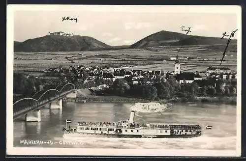 AK Mautern a. d. D., Dampfschiff auf dem Fluss mit Blick zum Schloss