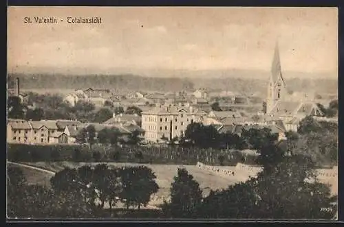 AK St. Valentin, Ortspartie mit Kirche