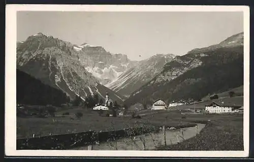 AK Neustift im Stubaital, Oberberg, Gasthof Spörr und Kirche