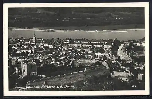 AK Hainburg a. d. Donau, Ortsansicht mit Donau vom Flugzeug aus