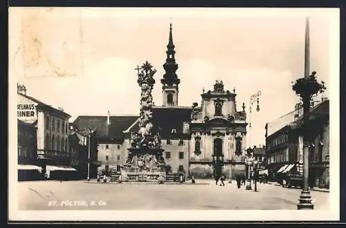 AK St. Pölten /N. Oe., Marktplatz mit Denkmal und Möbelhaus