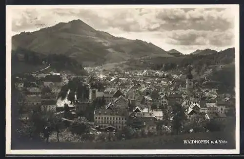 AK Waidhofen a. d. Ybbs, Teilansicht mit Bergen