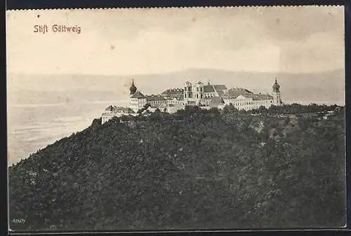 AK Göttweig, Stift mit Blick vom Berg