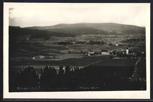 AK Münichreith /N. Ö., Totalansicht mit Ostrong und Peilstein