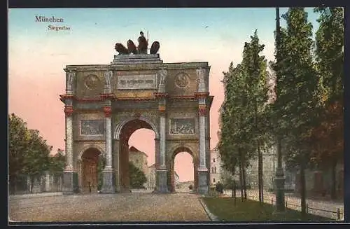 AK München, Siegestor mit Durchblick