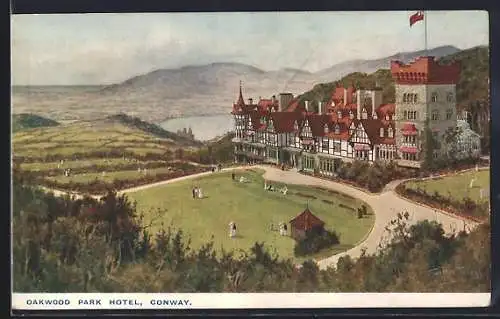AK Conway, Oakwood Park Hotel