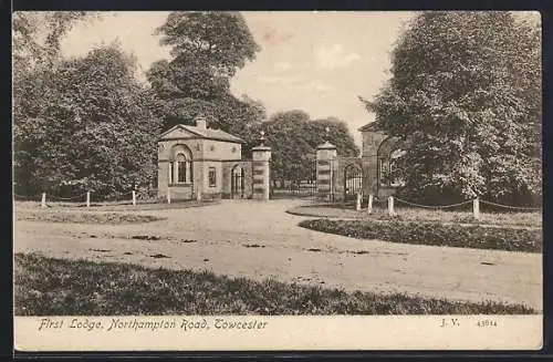 AK Towcester, First Lodge, Northampton Road