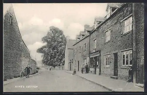 AK King`s Sutton, Streetview