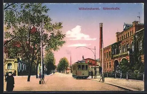 AK Wilhelmshaven, Abendstimmung in der Gökerstrasse, Strassenbahn