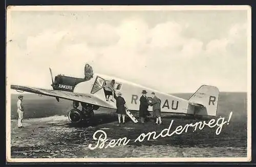 AK Ben onderweg!, Passagiere steigen in ein Junkers-Flugzeug ein