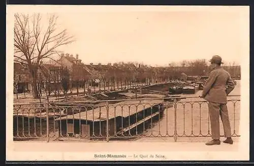 AK Saint-Mammès, Le Quai de Seine avec un homme observant le paysage fluvial