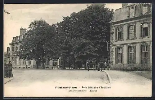 AK Fontainebleau, École Militaire d`Artillerie, Les Héronnières, Entrée