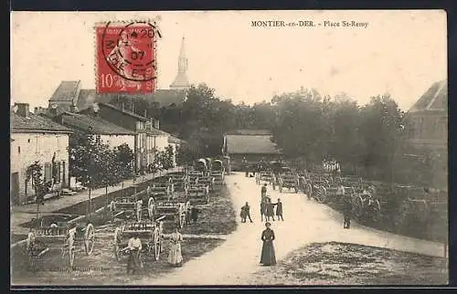 AK Montier-en-Der, Place St-Remy avec chariots et villageois