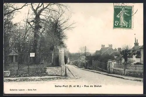 AK Seine-Port /S. et M., Rue de Melun