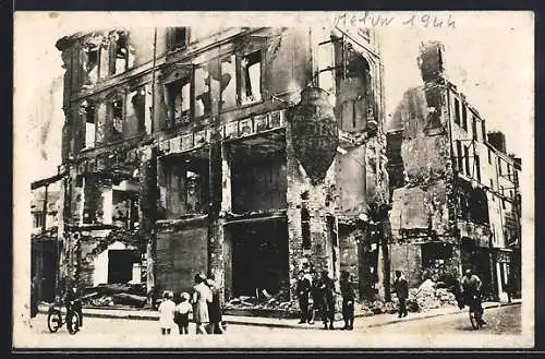 AK Melun /S.-et-M., Au Coin Musard, Rue Saint-Aspais, Août 1944