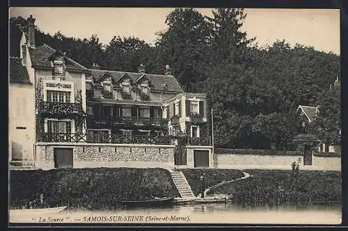 AK Samois-sur-Seine /Seine-et-Marne, La Source et vue de la rive boisée