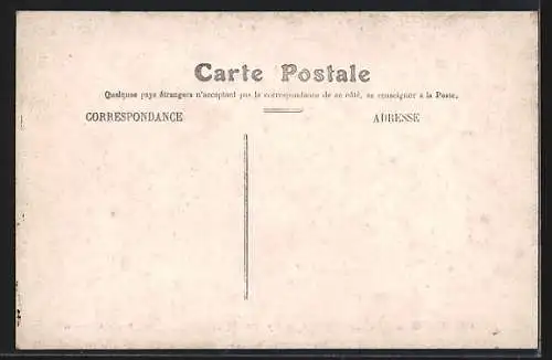 AK Chaumes-en-Brie, Société de Gymnastique en rue pavée