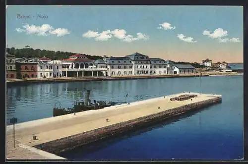 AK Brioni, Kleiner Dampfer an der Mole