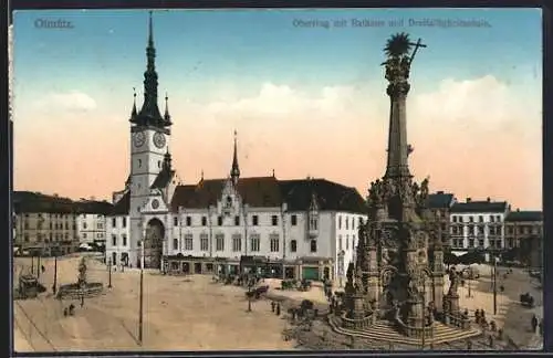 AK Olmütz, Oberring mit Rathaus und Dreifaltigkeitssäule, Strassenbahn