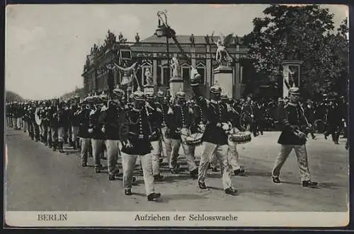 AK Berlin, Aufziehen der Schlosswache, Unter den Linden