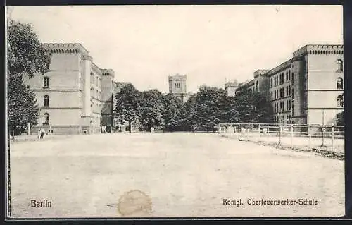 AK Berlin-Tiergarten, Königl. Oberfeuerwerker-Schule, Frontansicht