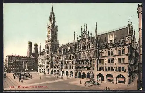 AK München, Neues Rathaus mit Frauentürmen