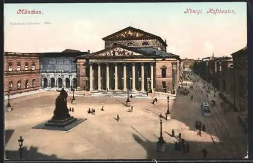 AK München, Strassenbahn am Königlichen Hoftheater